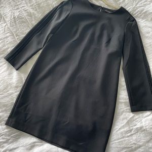 Banana Republic shift dress. Size 6.